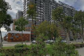 Трёхкомнатная с большой лоджией