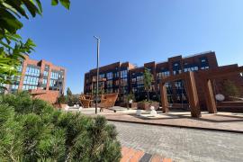 Продам трехкомнатную квартиру в доме бизнес класса 