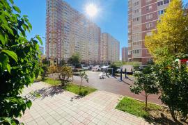 продается 2-х квартира  