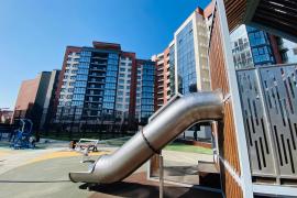 продается 2-х квартира  