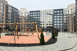 2-комнатная рядом школа дет.сад