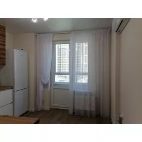 Однокомнатная с ремонтом у парка